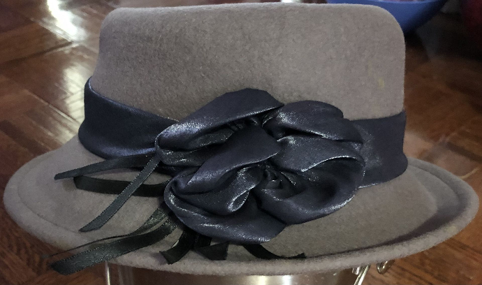 Women's Cloche Hat