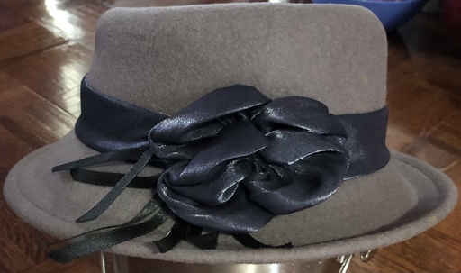 Women's Cloche Hat